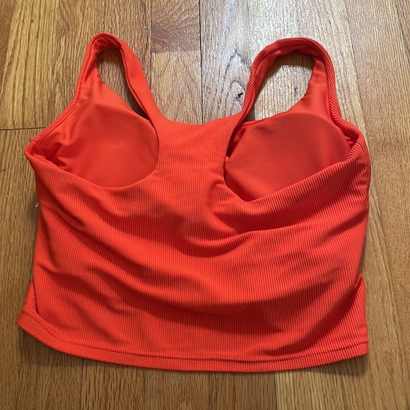 WORKOUT TOP - Picture 2 of 3